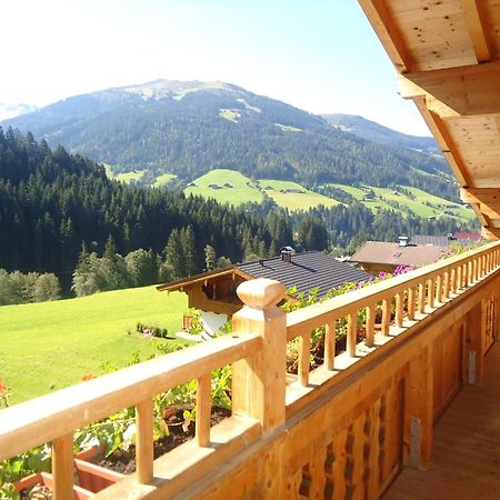 Alpbacher Appartementhaus Johannes Bagian luar foto